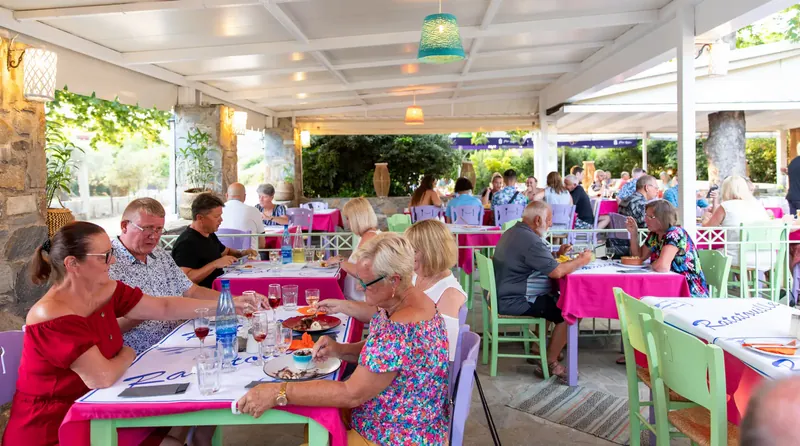 A busy evening on the terrace
